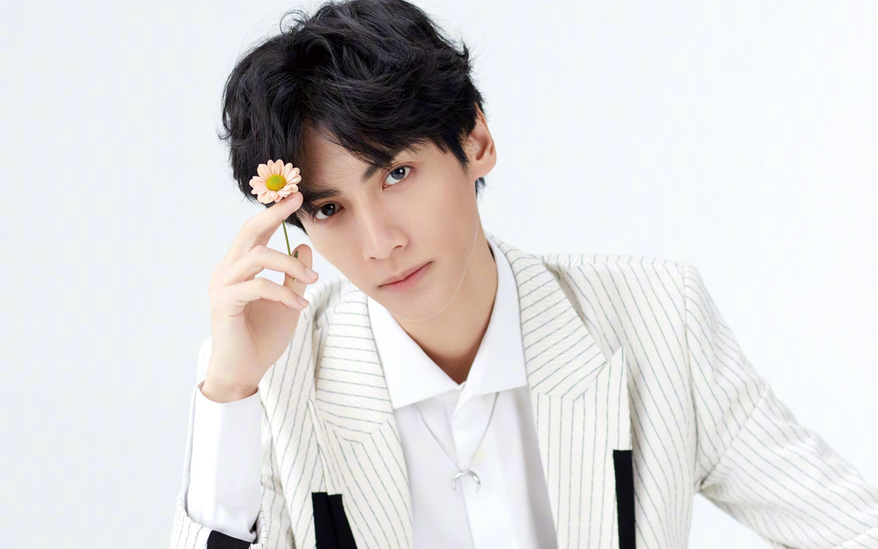 Kaiyun(中国)开云-西甲场外评述，专家探讨战术变化带来控球与组织协调的提升，西甲足球场