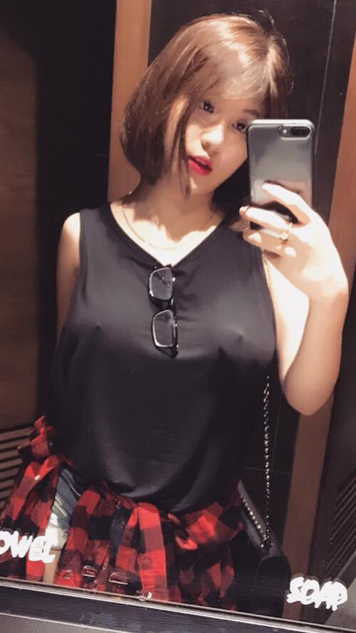 拜仁慕尼黑再度领跑德甲，争夺多项头衔